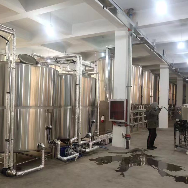 龙里精酿啤酒设备